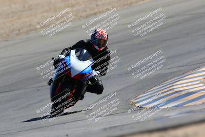 media/Mar-12-2022-SoCal Trackdays (Sat) [[152081554b]]/Turn 10 (130pm)/